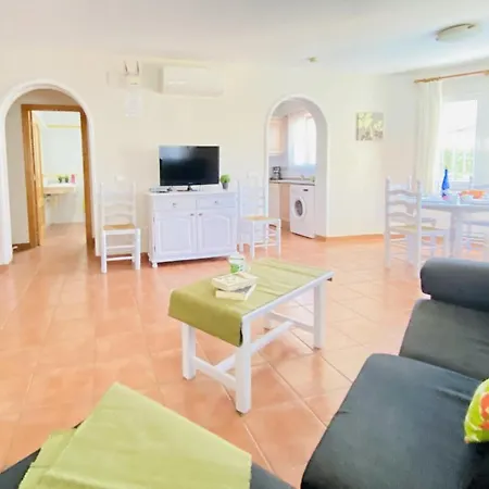 0680 Molins Virgo Villa